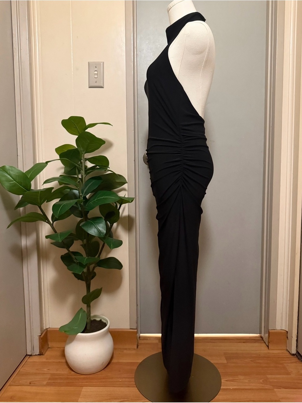 Aritzia Remedy Smooth Matter Halter Backless Midi Dress — Black - Picture 4 of 8